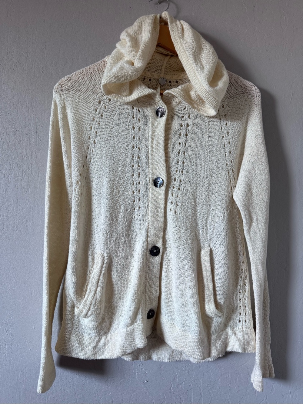 Margaret O’Leary Cream Button-Front Women’s Wool Blend Sweater Coastal Hoodie